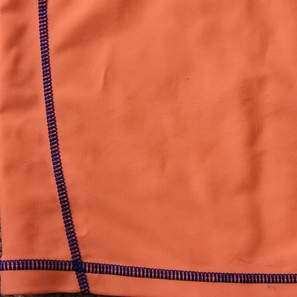 Rashguard, 3T - Picture 4 of 4